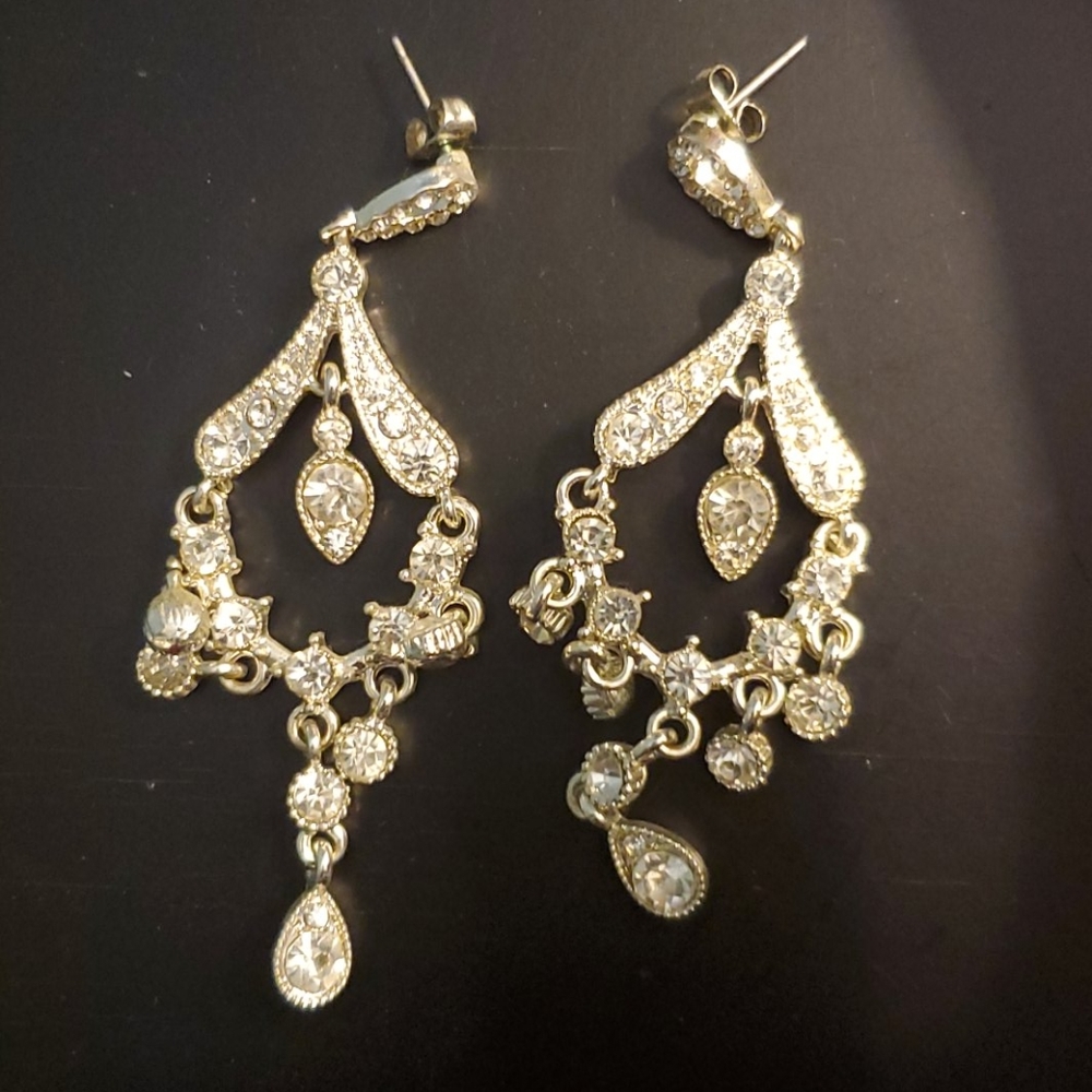 🌠3/$12 or FREE🌠 Crystal chandelier earrings